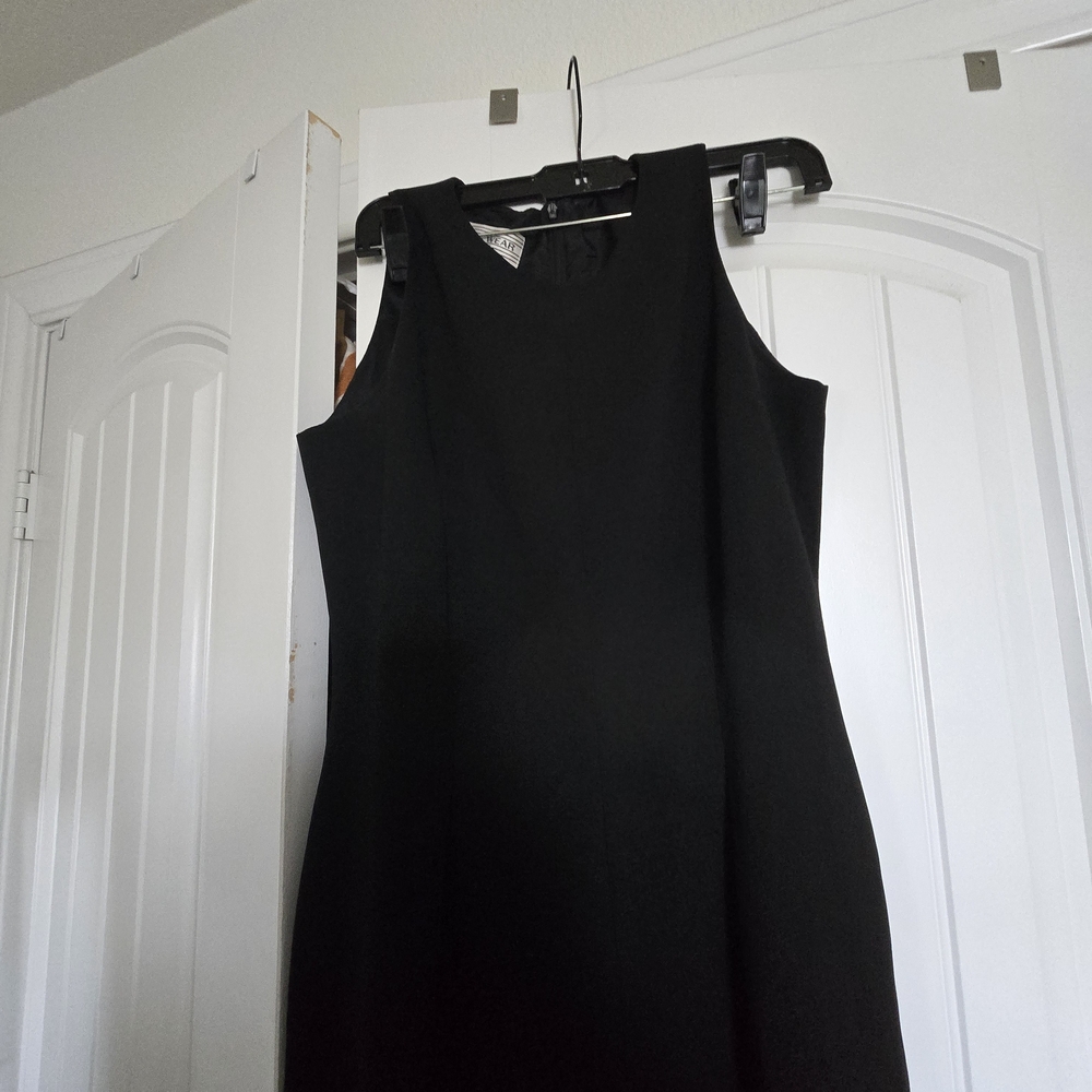 Elegant Black Sleeveless Jumpsuit